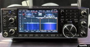 ICOM IC-7610 Presentation